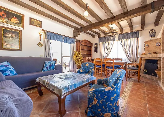 Villa De Alquiler Vacacional En Nerja Calle Solana